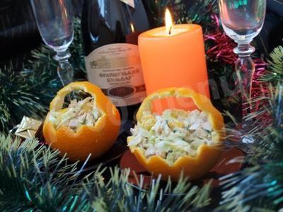 Обложка рецепта Порционный салат капуста с апельсинами и курицей