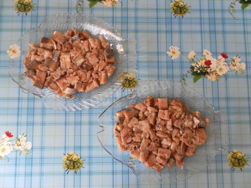 Шаг 9 приготовления Классический салат сельдь под шубой с яйцом