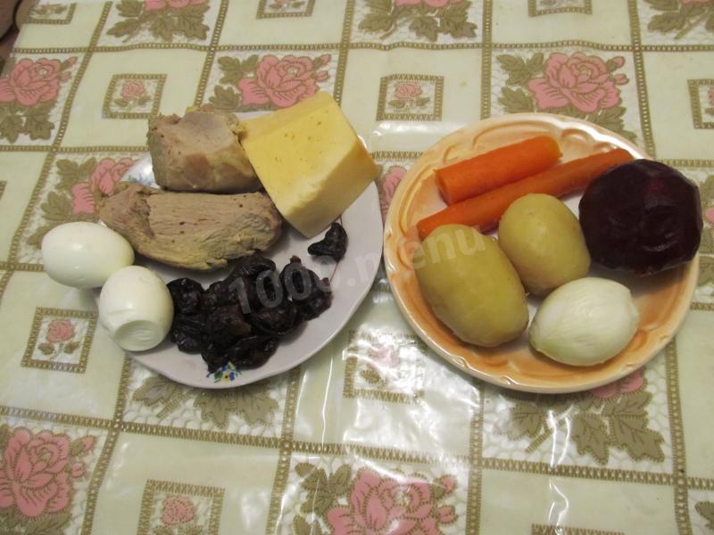 Шаг 1 приготовления Салат по-королевски