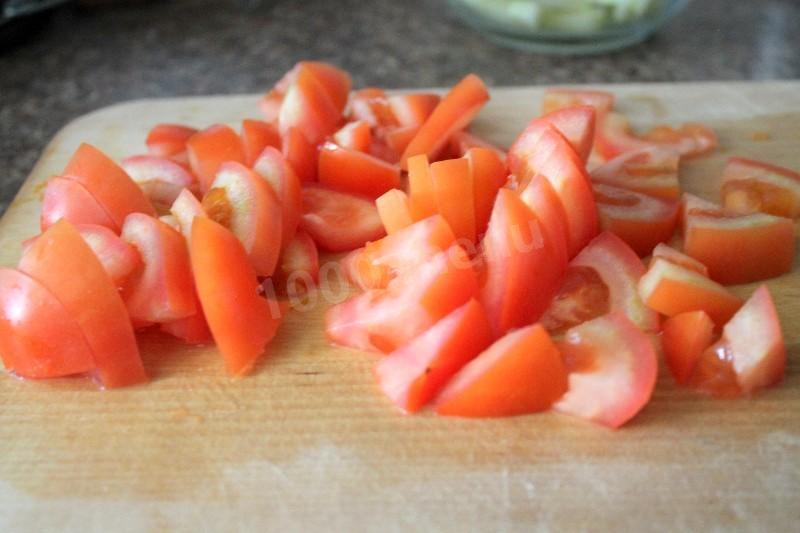 Шаг 3 приготовления Рыбный салат из трески отварной
