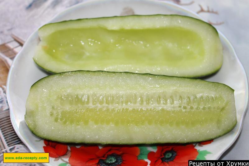 Шаг 2 приготовления Салат из огурцов с фисташками