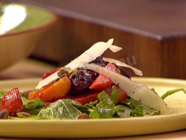 Обложка рецепта Диетический салат с куриной печенью