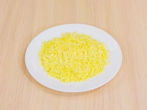 Шаг 7 приготовления Новогодний салат Кость в Год Собаки
