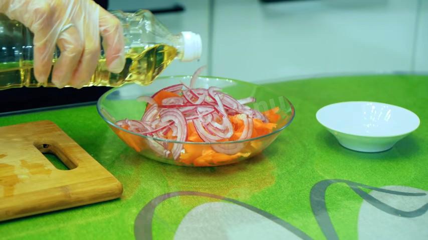 Шаг 28 приготовления Три салата из красной рыбы на праздничный стол