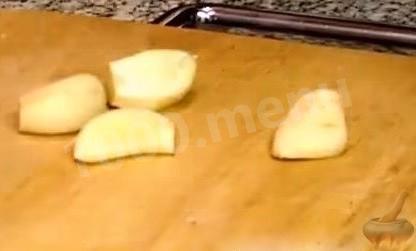 Шаг 2 приготовления Мандариновый салат с сыром
