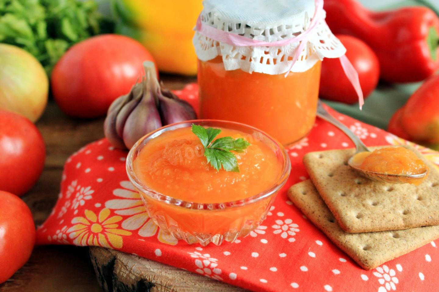 Обложка рецепта Кабачковая икра с помидорами через мясорубку