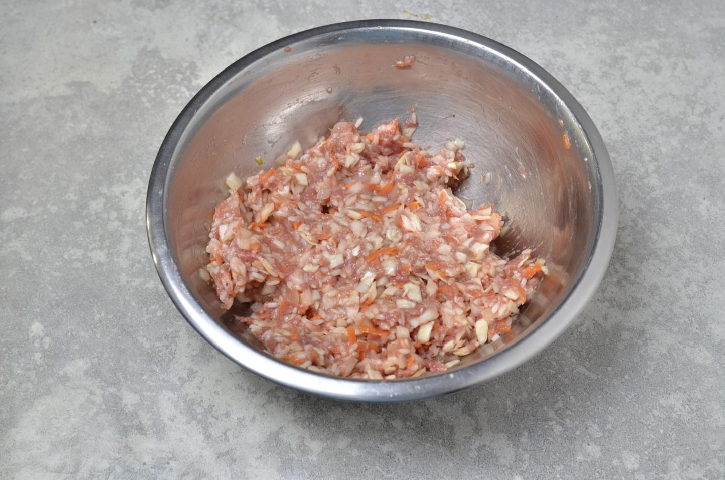 Шаг 9 приготовления Ленивые голубцы с рисом капустой и фаршем в кастрюле