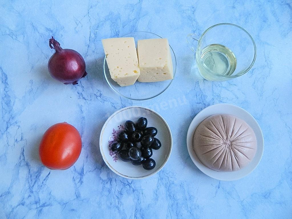 Шаг 8 приготовления Домашняя пицца в духовке с колбасой классическая