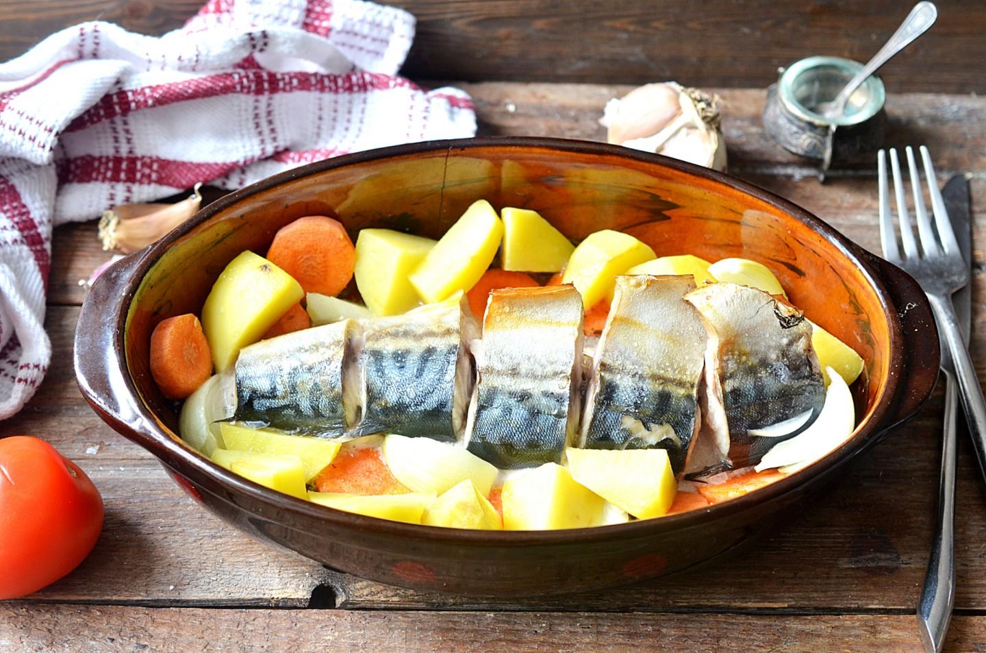 Обложка рецепта Скумбрия с овощами запеченная в духовке