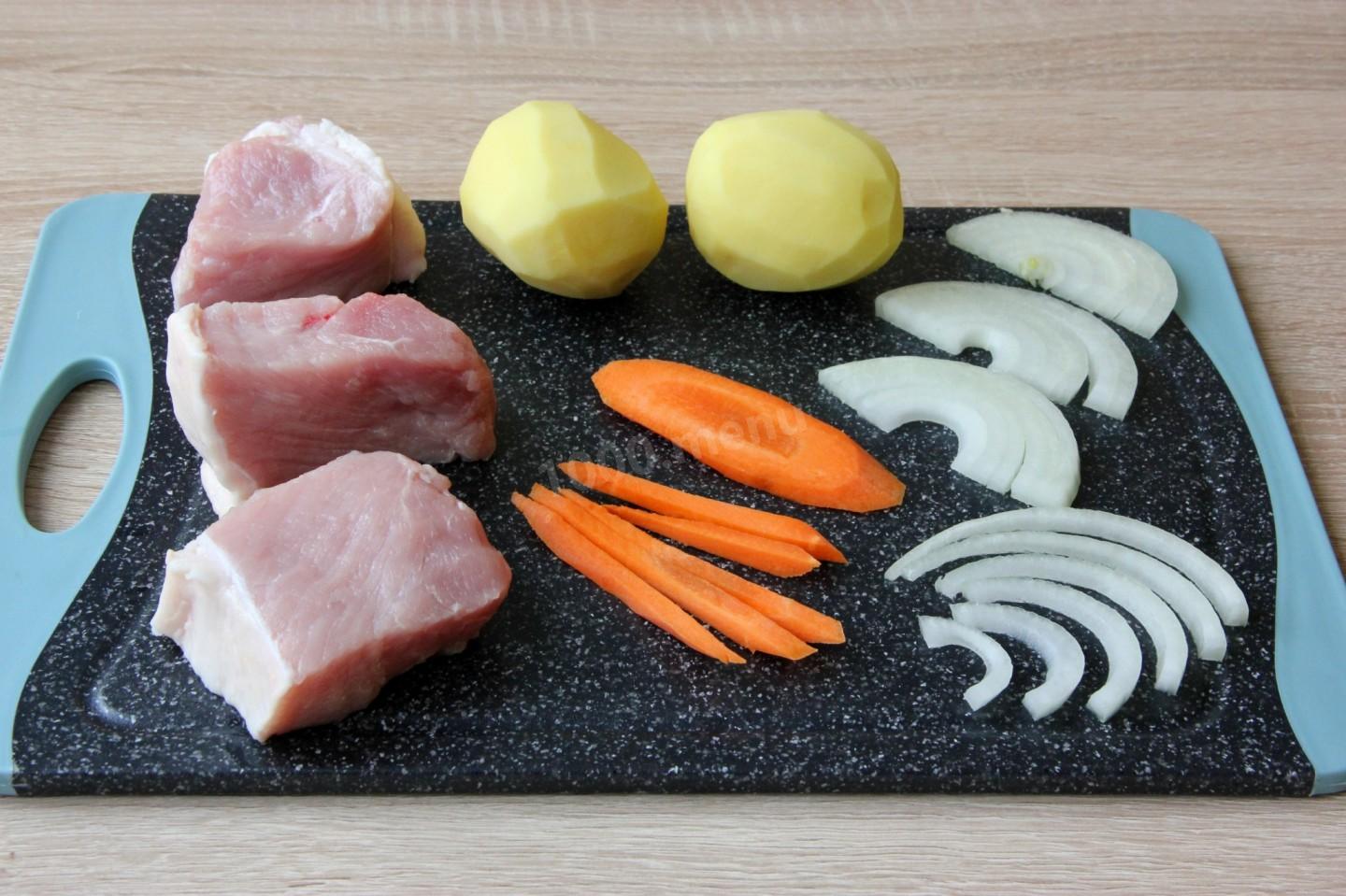 Шаг 2 приготовления Картошка с мясом в казане