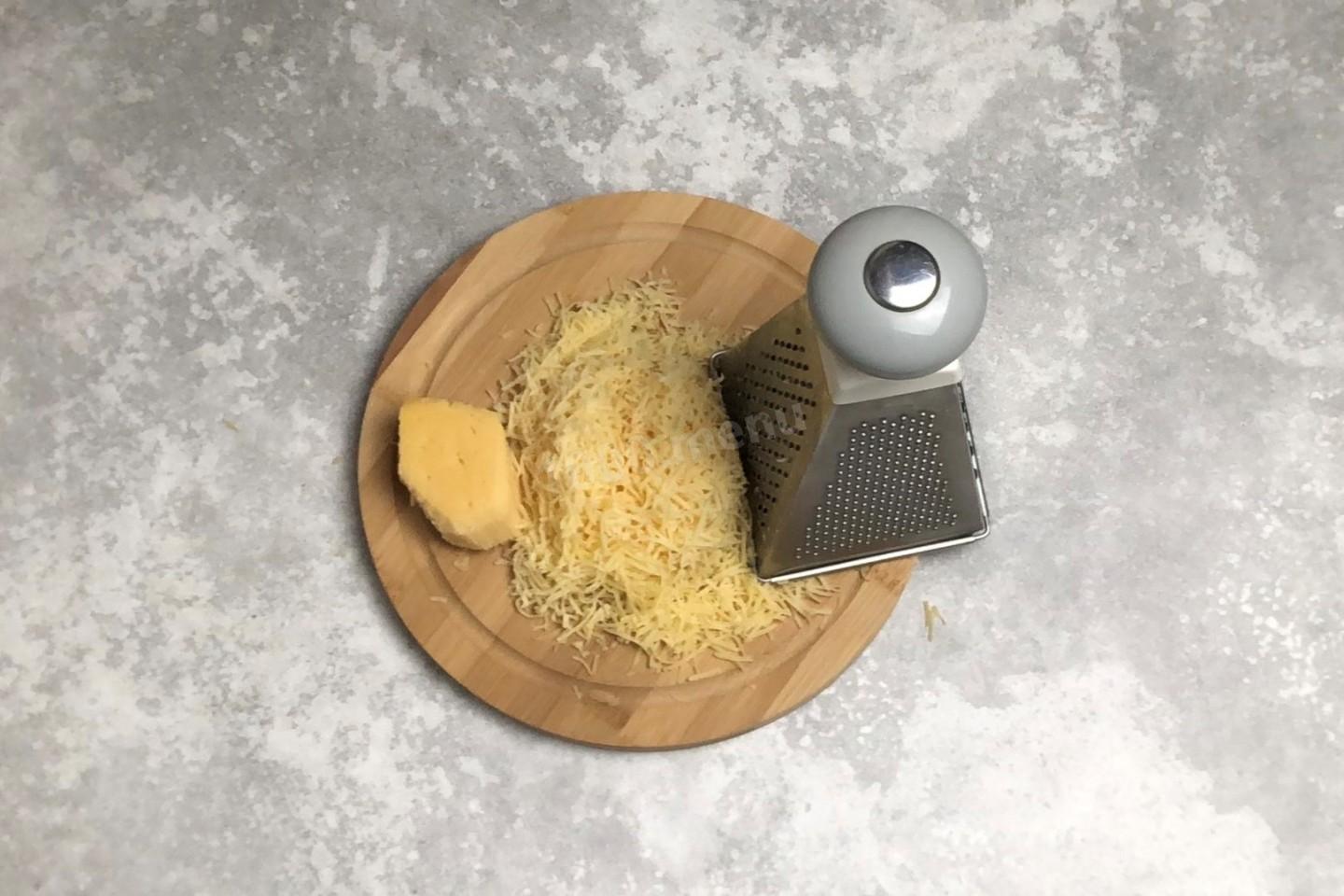Шаг 2 приготовления Паста с сыром