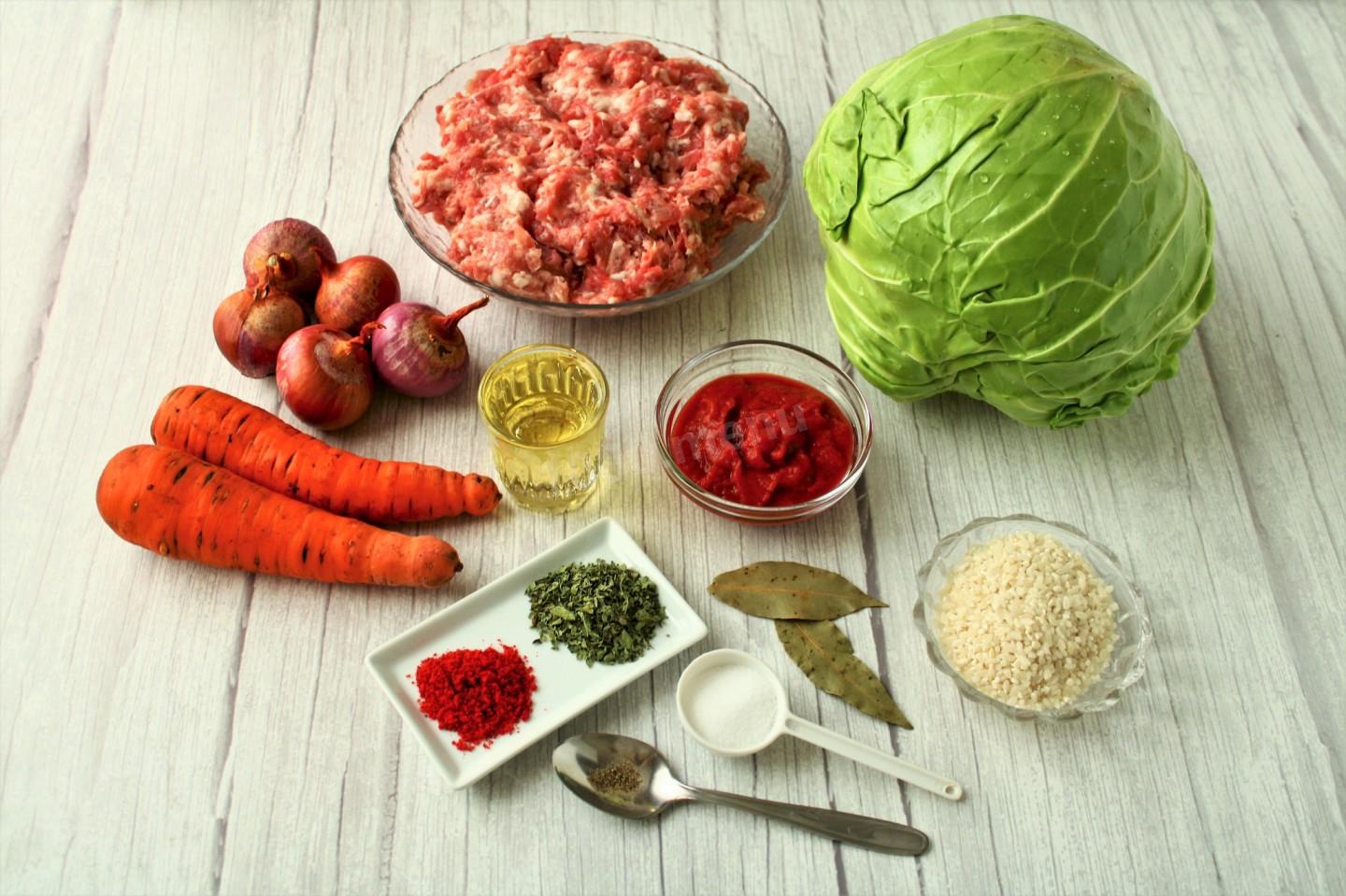 Шаг 1 приготовления Капустные голубцы из свежей капусты с мясом в кастрюле