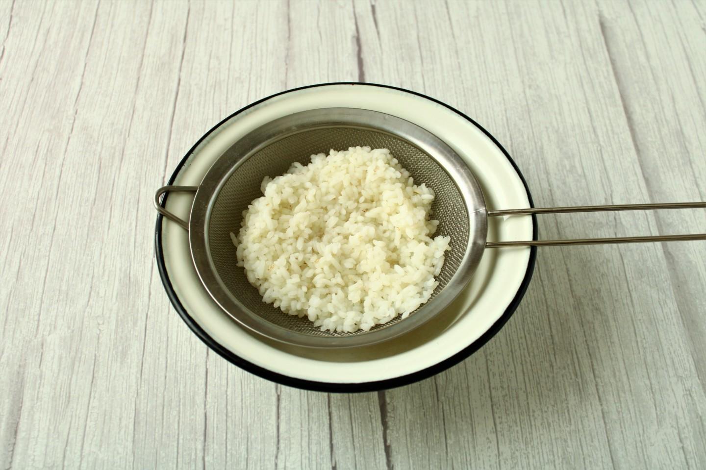 Шаг 4 приготовления Капустные голубцы из свежей капусты с мясом в кастрюле