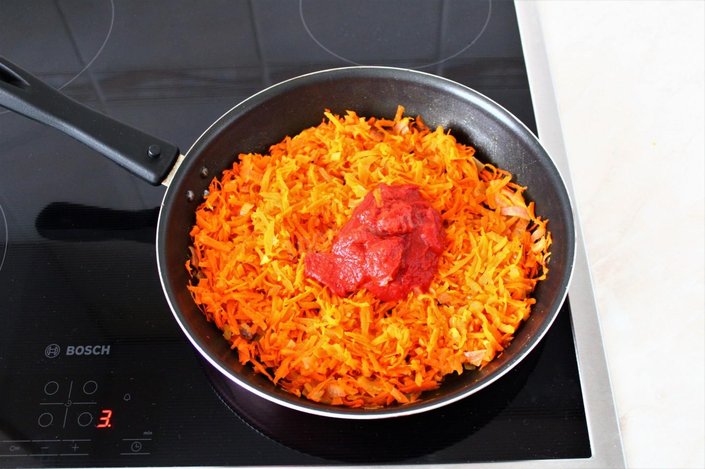 Шаг 9 приготовления Капустные голубцы из свежей капусты с мясом в кастрюле