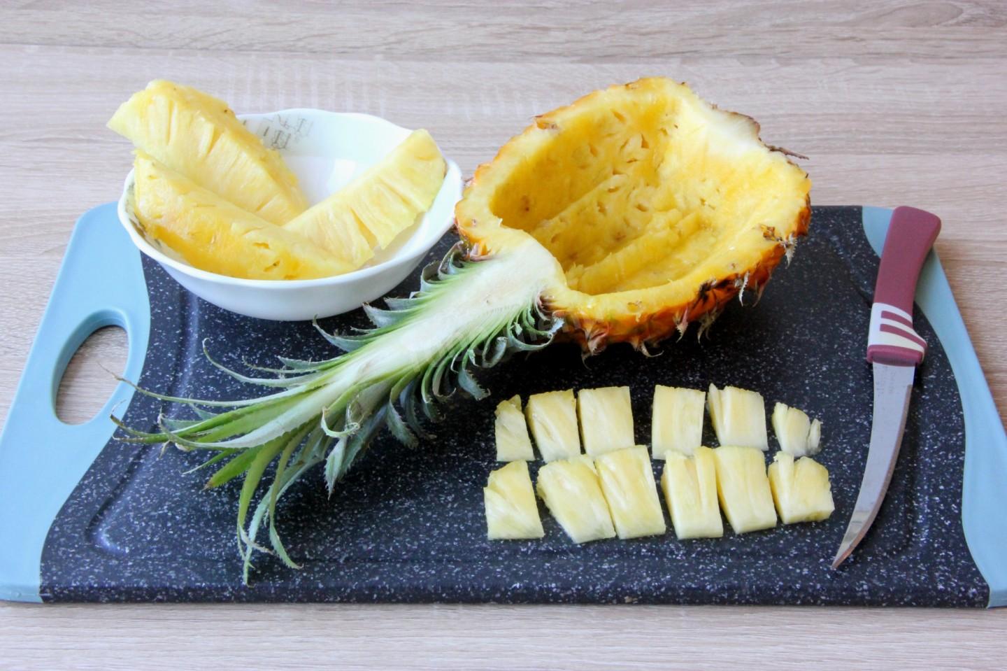 Шаг 8 приготовления Запечённый ананас с сыром в духовке на праздник
