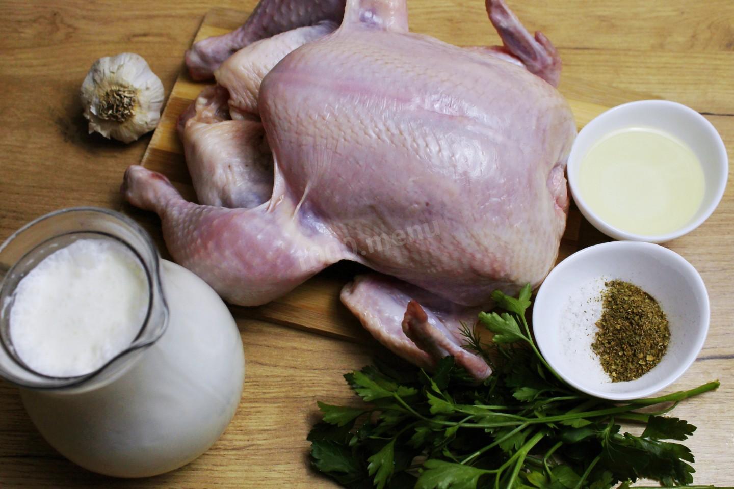 Шаг 1 приготовления Чкмерули по грузински курица в сливочно чесночном соусе