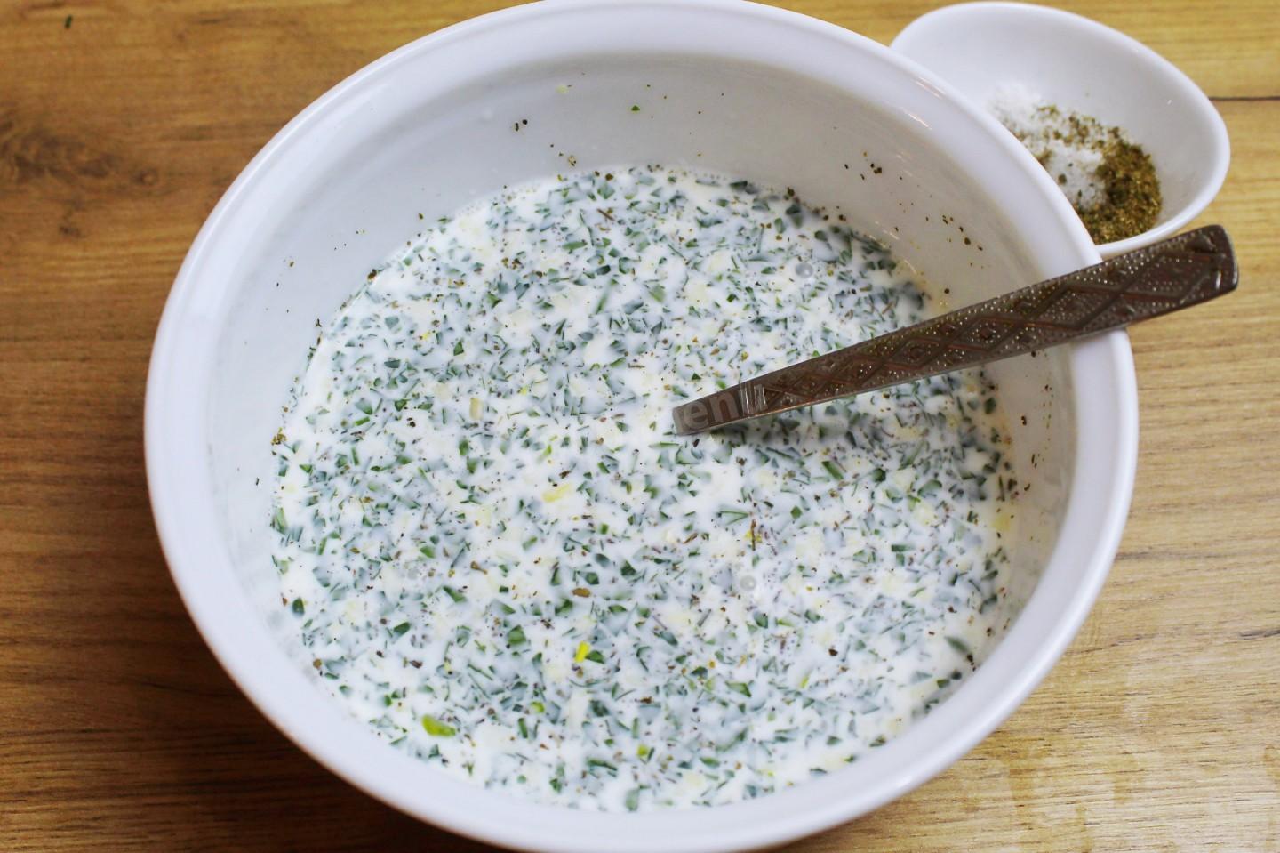 Шаг 7 приготовления Чкмерули по грузински курица в сливочно чесночном соусе