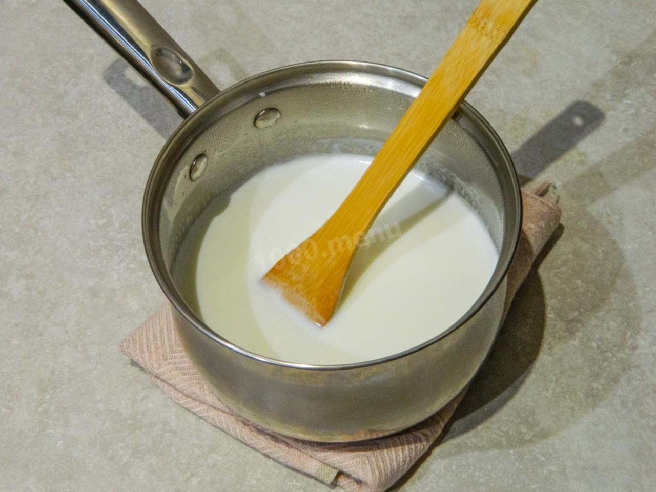 Шаг 3 приготовления Геркулесовая каша на молоке