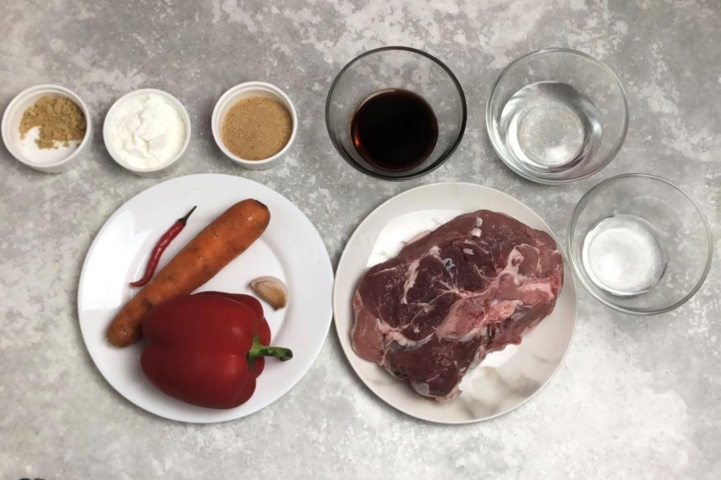 Шаг 1 приготовления Мясо по китайски в кисло сладком соусе