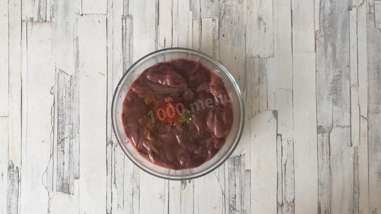 Шаг 2 приготовления Куриная печень в духовке