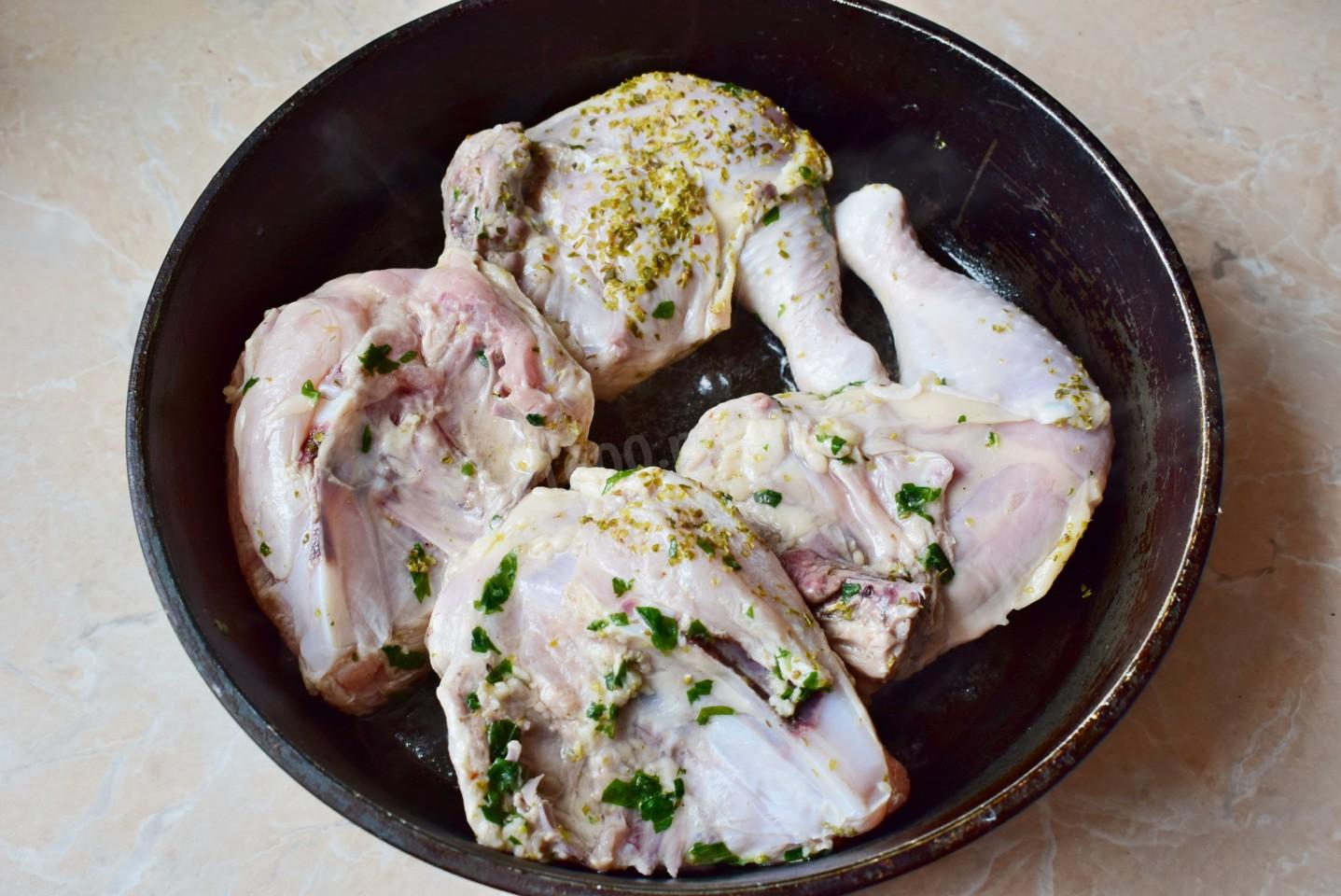 Шаг 4 приготовления Жареная курица на сковороде