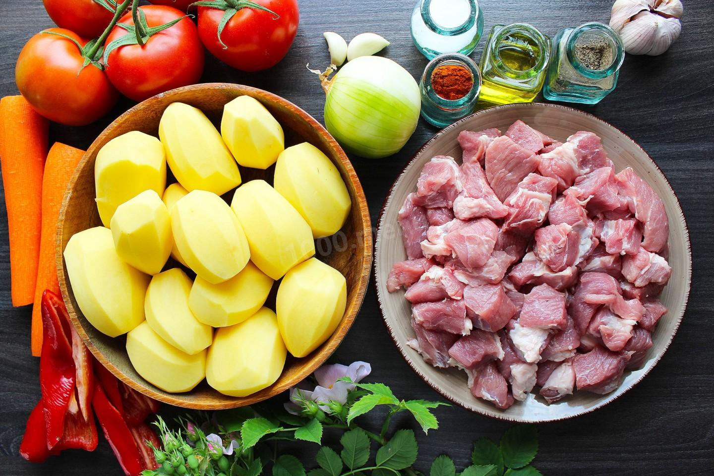 Шаг 2 приготовления Картошка с мясом в афганском казане