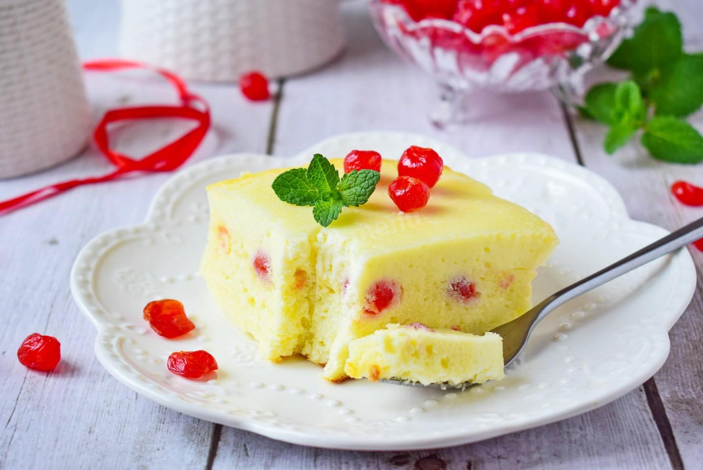 Шаг 10 приготовления Творожная запеканка с манкой и сметаной