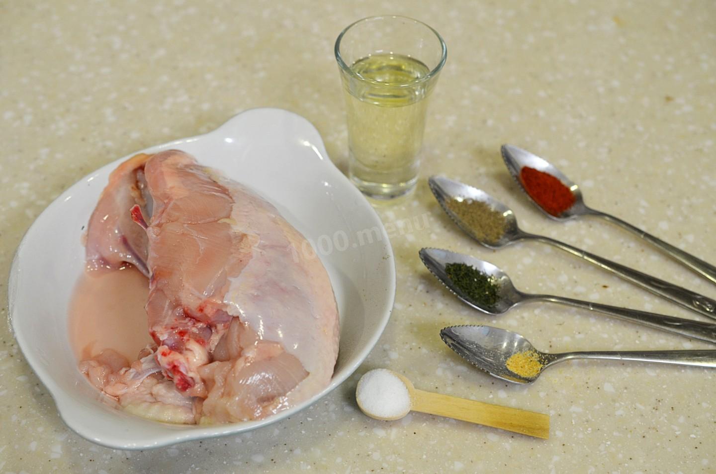 Шаг 1 приготовления Сочные куриные грудки на сковороде