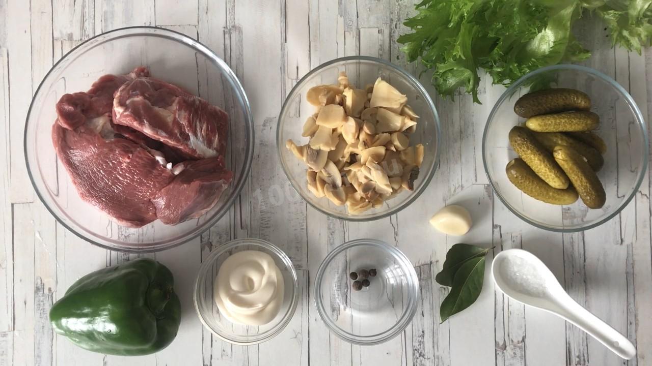 Шаг 1 приготовления Салат с говядиной и грибами