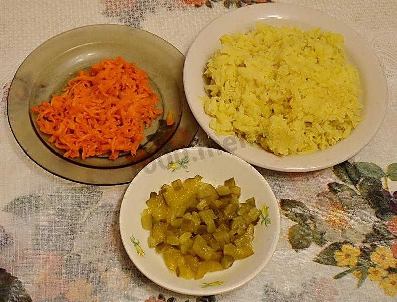 Шаг 5 приготовления Салат Букет невесты