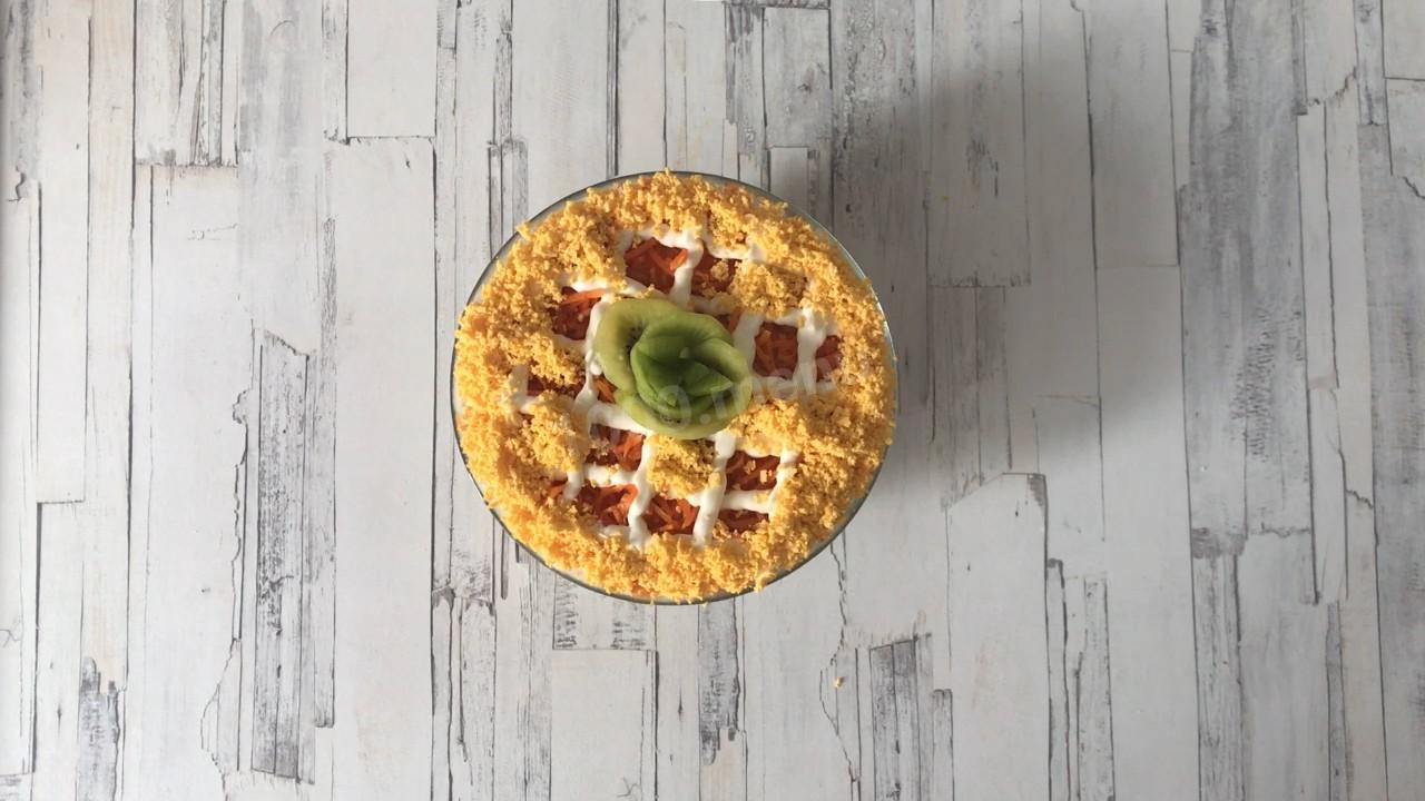 Шаг 14 приготовления Салат Африка киви курица яблоко сыр яйцо