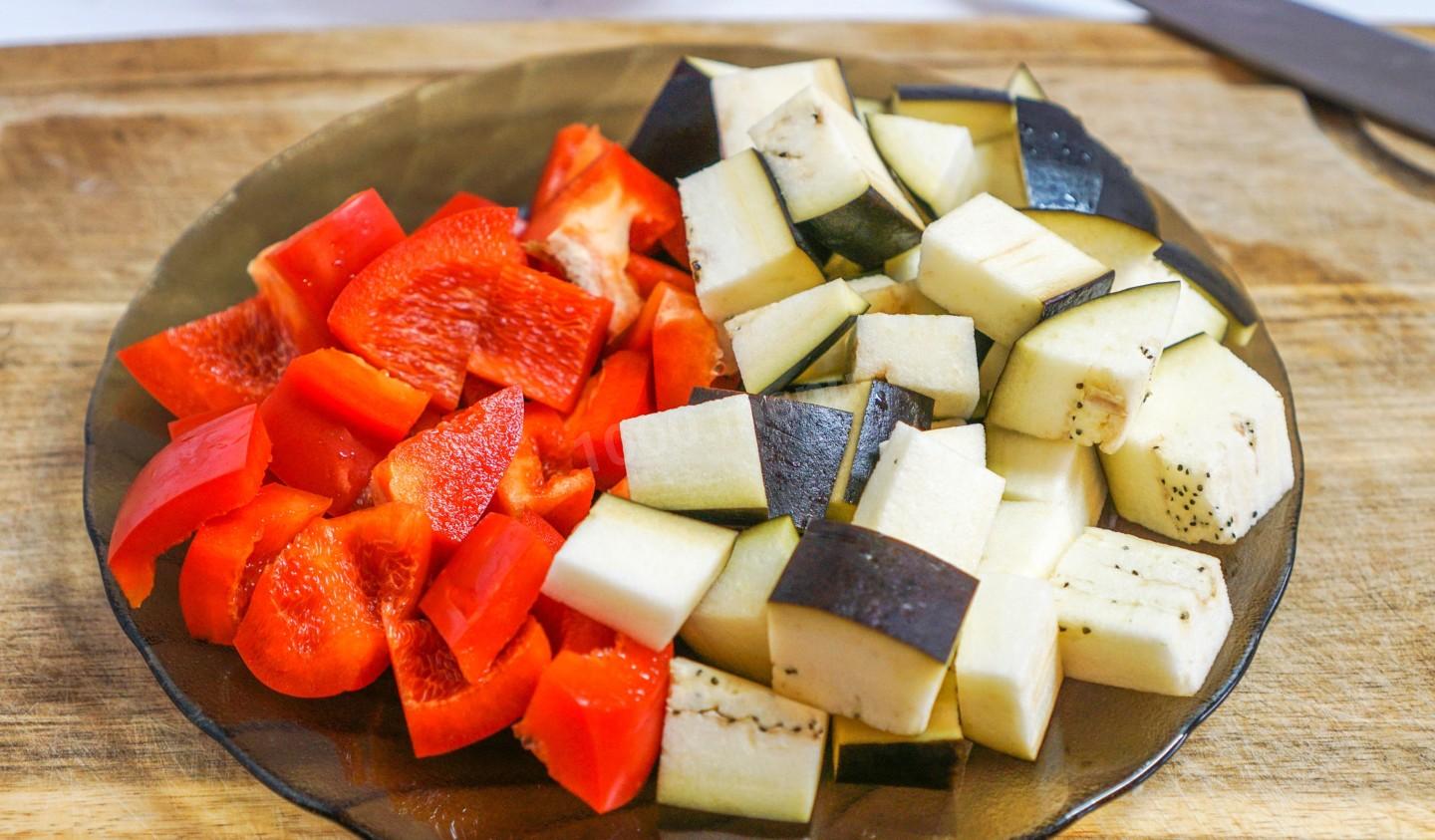 Шаг 4 приготовления Салат с курицей терияки