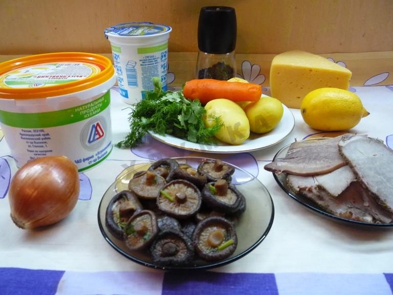Шаг 1 приготовления Салат Белая Ночь из свинины с грибами
