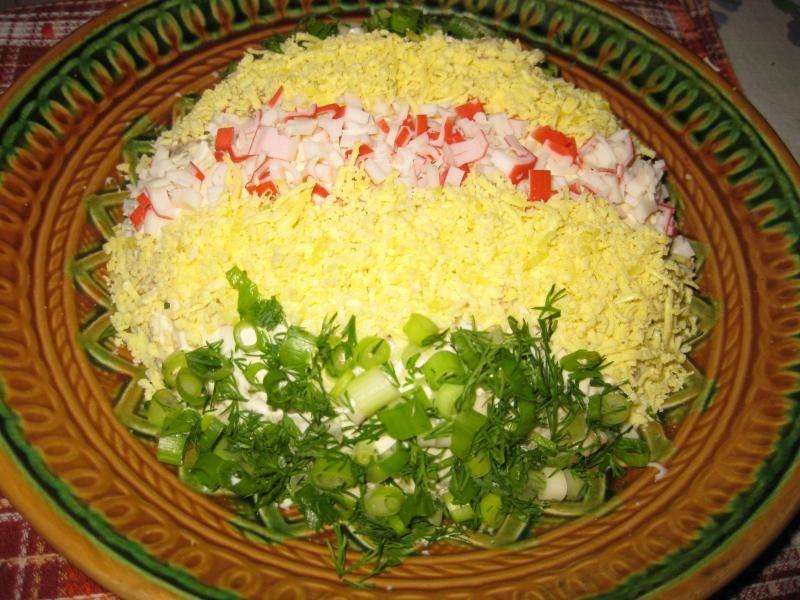 Обложка рецепта Салат Шар крабовые палочки, яблоко и сыр