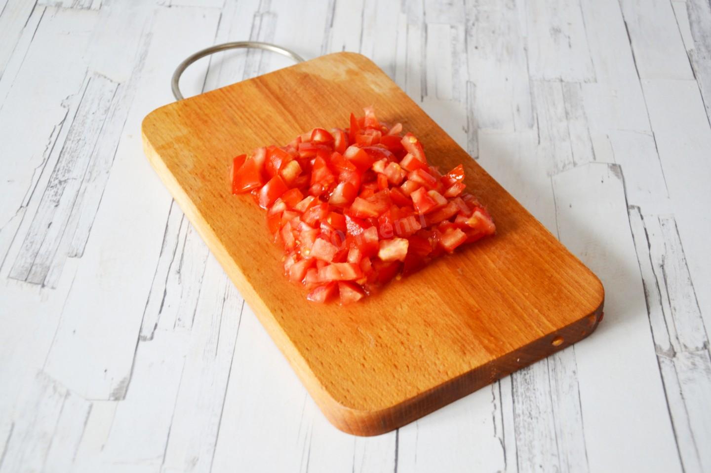 Шаг 7 приготовления Салат Красные маки с курицей
