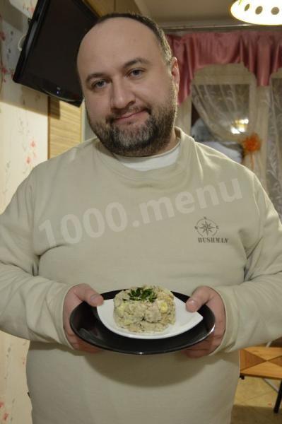 Шаг 8 приготовления Салат Елена из печени с сушеными грибами