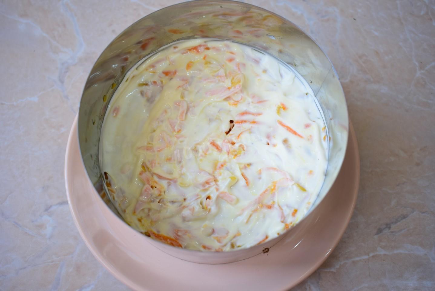 Шаг 6 приготовления Салат Печенкин с куриной печенью