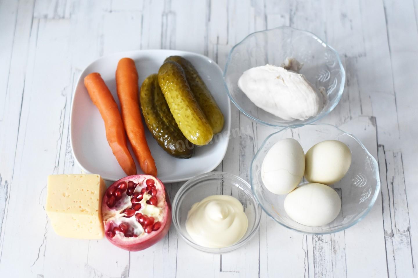 Шаг 1 приготовления Салат Бусы на снегу с курицей