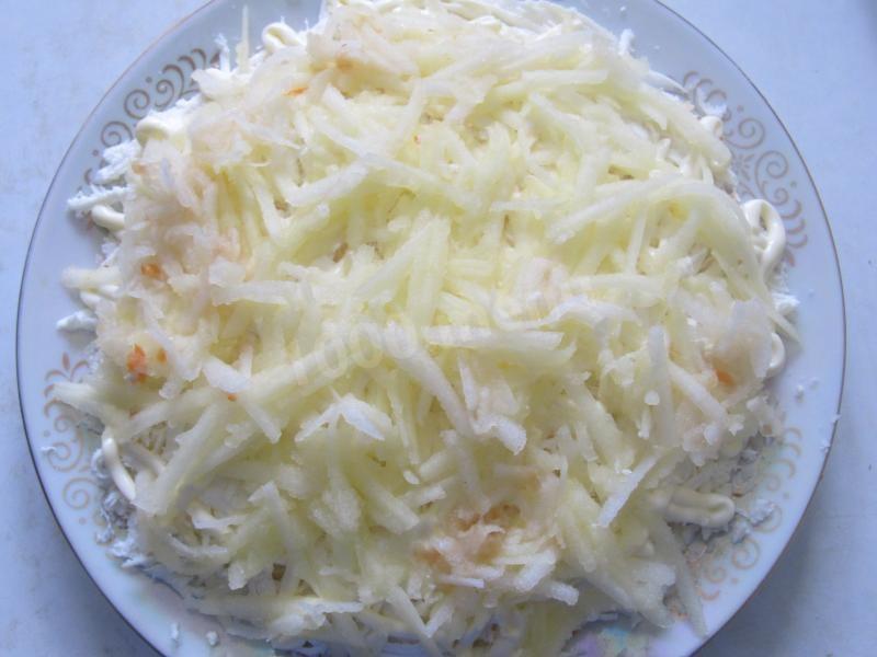 Шаг 6 приготовления Салат яблоко морковь яйцо сыр
