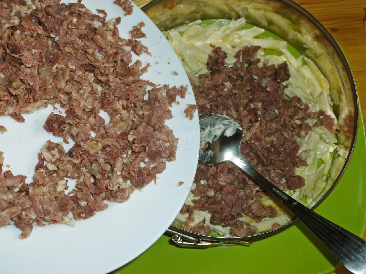 Шаг 8 приготовления Говядина с яблоками салат