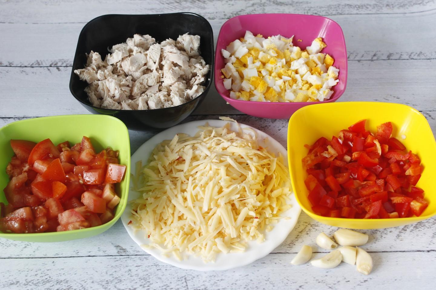 Шаг 1 приготовления Салат Астра с курицей
