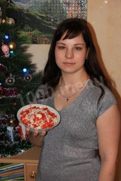 Шаг 9 приготовления Салат Морская жемчужина салат с икрой и кальмарами рецепт