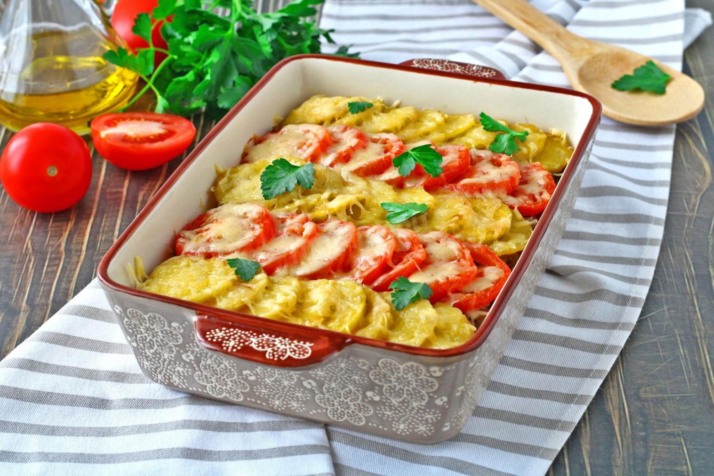 Обложка рецепта Запеканка из картошки и мясного фарша в духовке