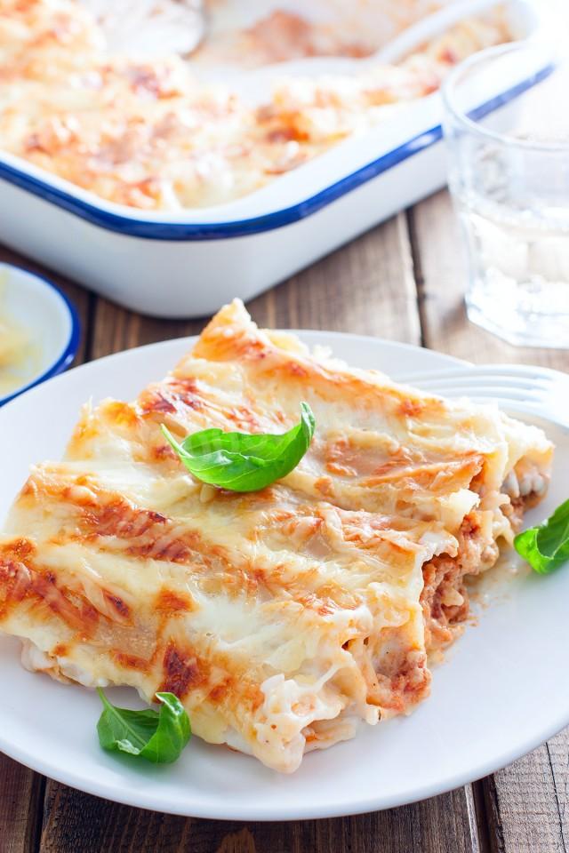 Шаг 9 приготовления Каннеллони с фаршем в духовке