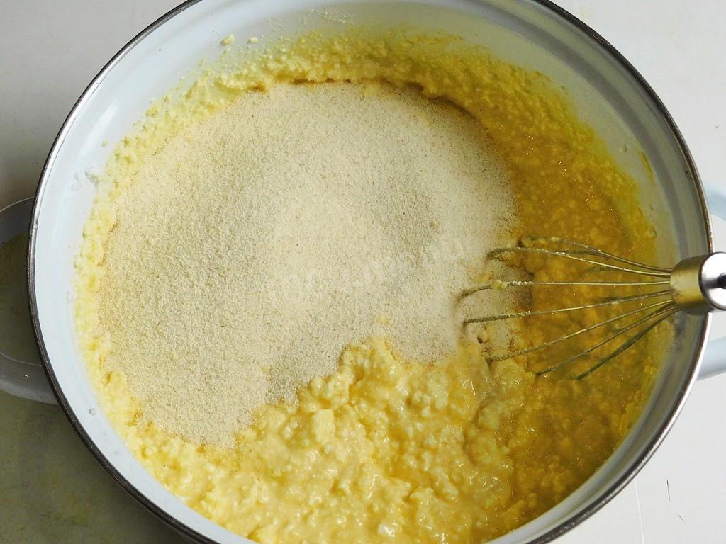 Шаг 3 приготовления Творожная запеканка с яблоками в духовке