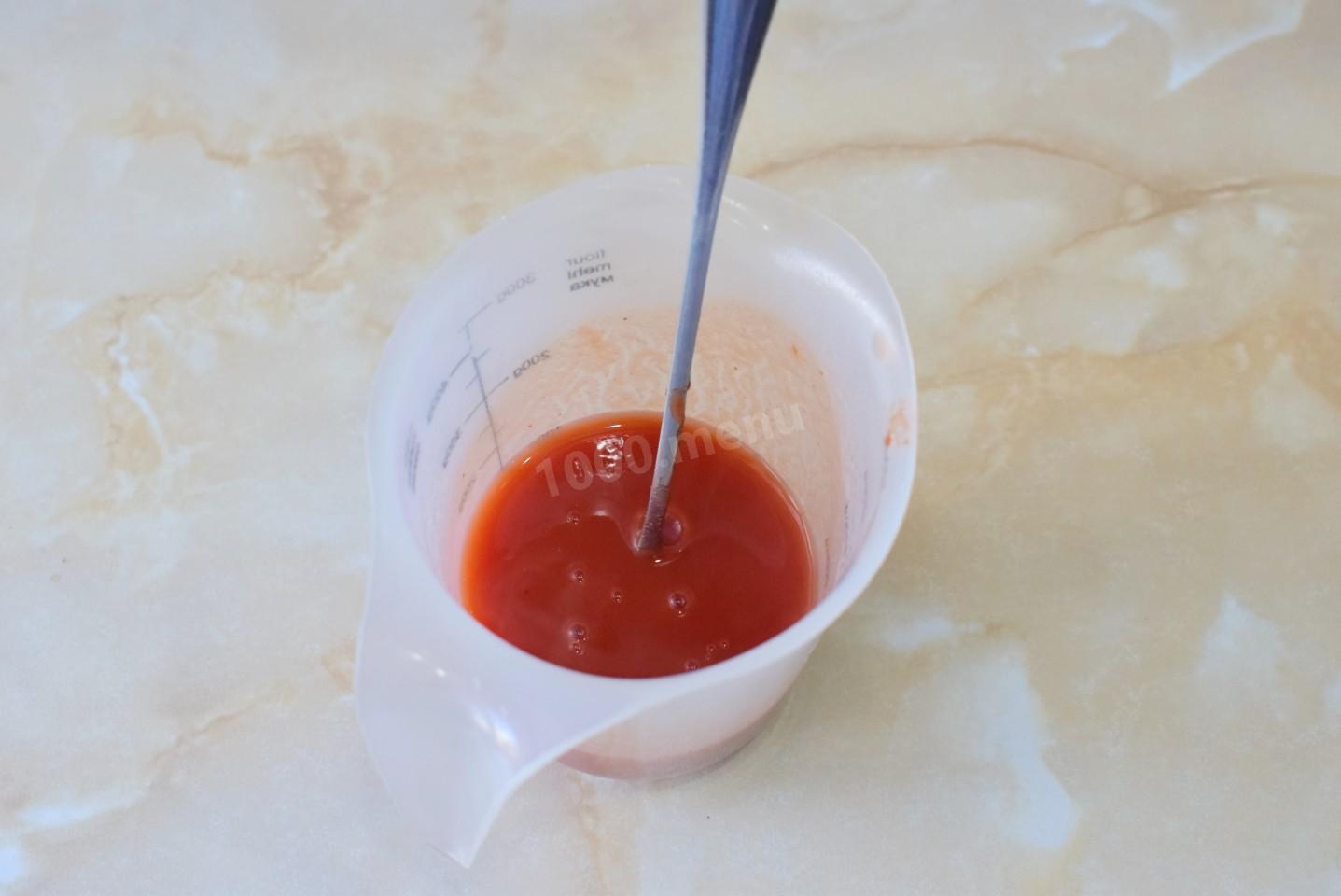 Шаг 7 приготовления Мясная подлива из свинины на сковороде