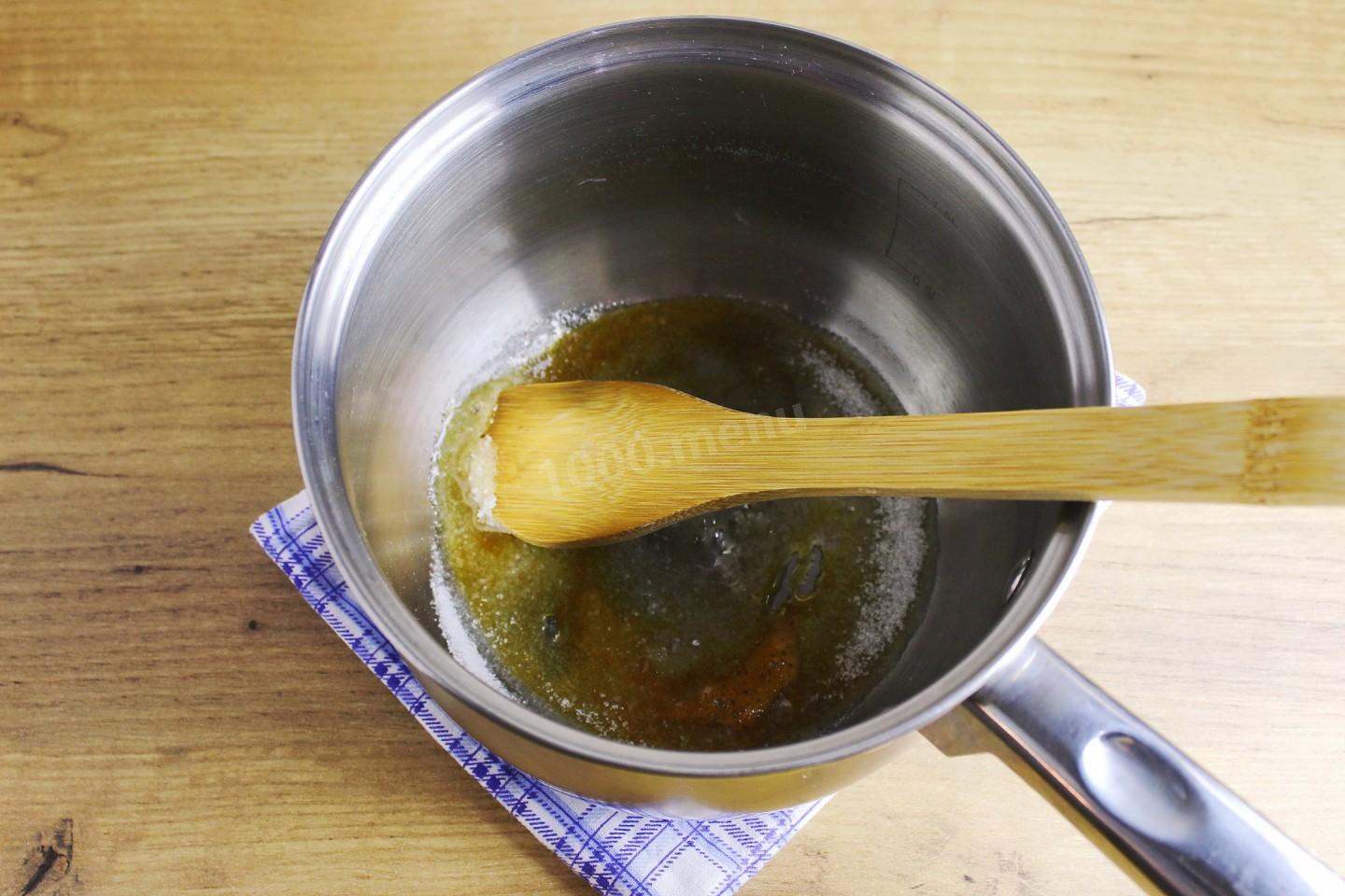 Шаг 4 приготовления Куриные ножки с хрустящей корочкой в духовке в карамели
