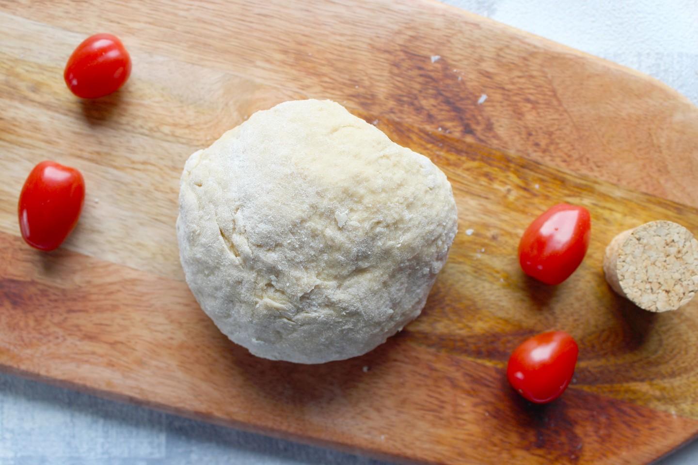 Шаг 3 приготовления Штрули с курицей и картошкой