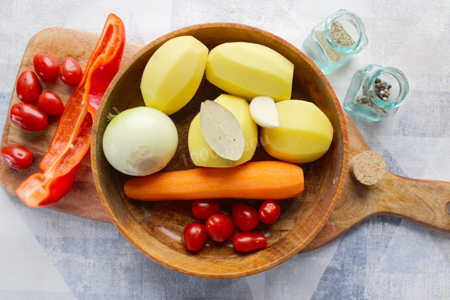 Шаг 6 приготовления Штрули с курицей и картошкой
