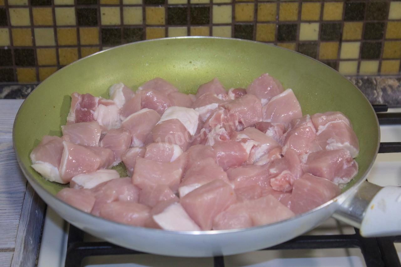 Шаг 7 приготовления Мясо в тыкве в духовке